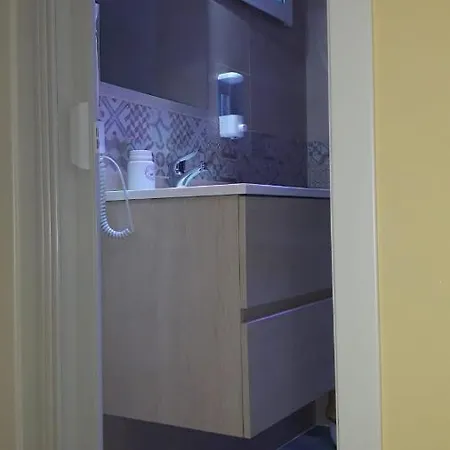 Il Faro 17 Frühstückspension 3*