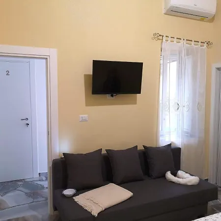 Bed & Breakfast Il Faro 17 *